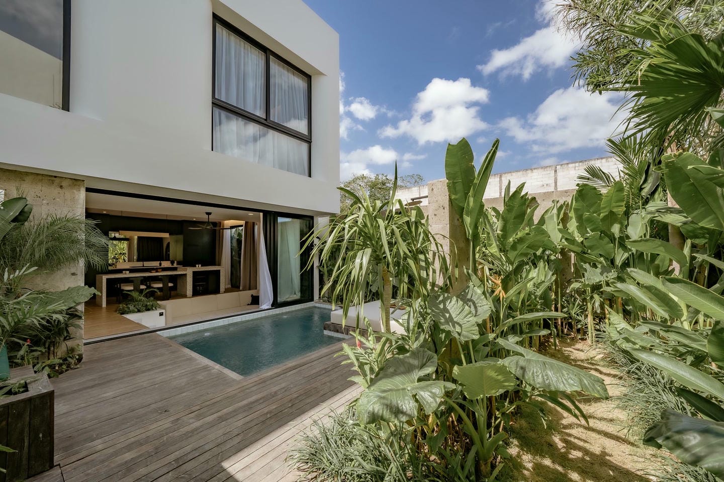 CONTEMPORARY STYLE 2 BEDROOM VILLA FOR SALE LEASEHOLD IN BINGIN BE-989 
